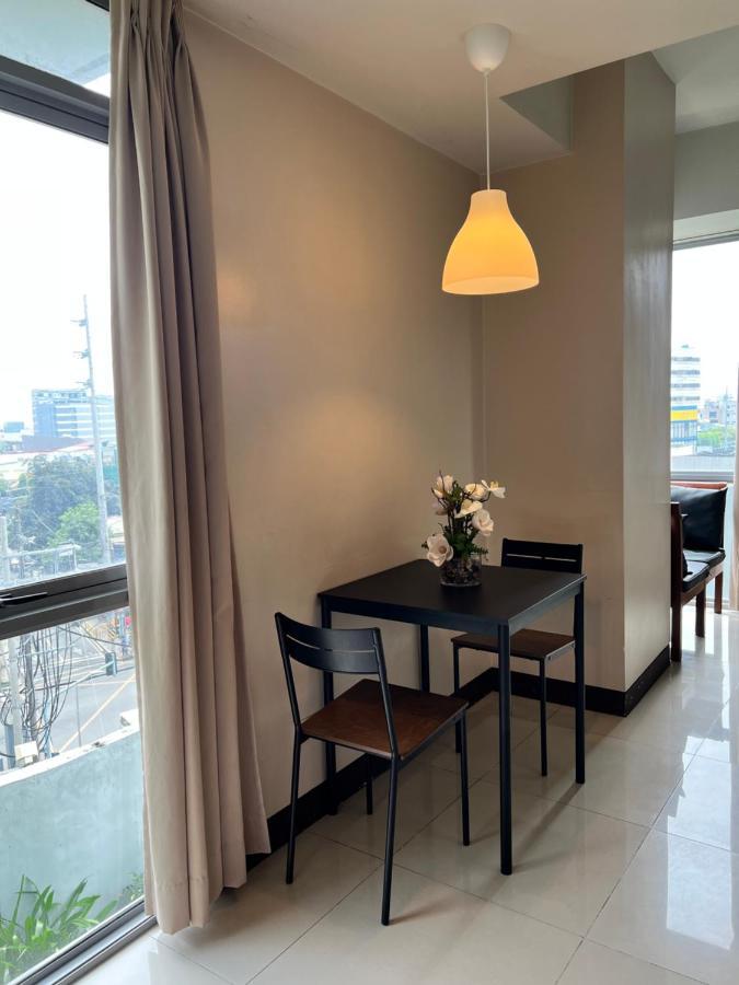 Manhattan Heights Tower D Aparthotel Manila Esterno foto